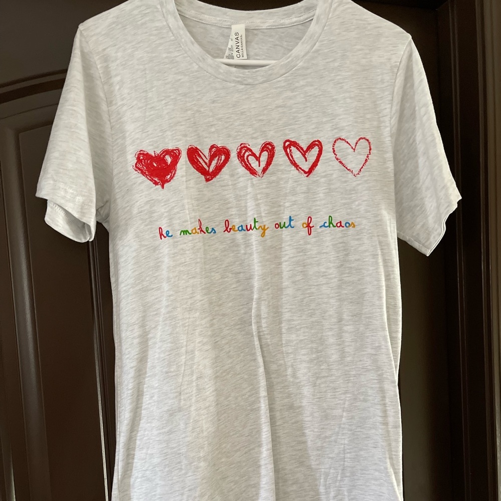 Womens Graphics Tee.